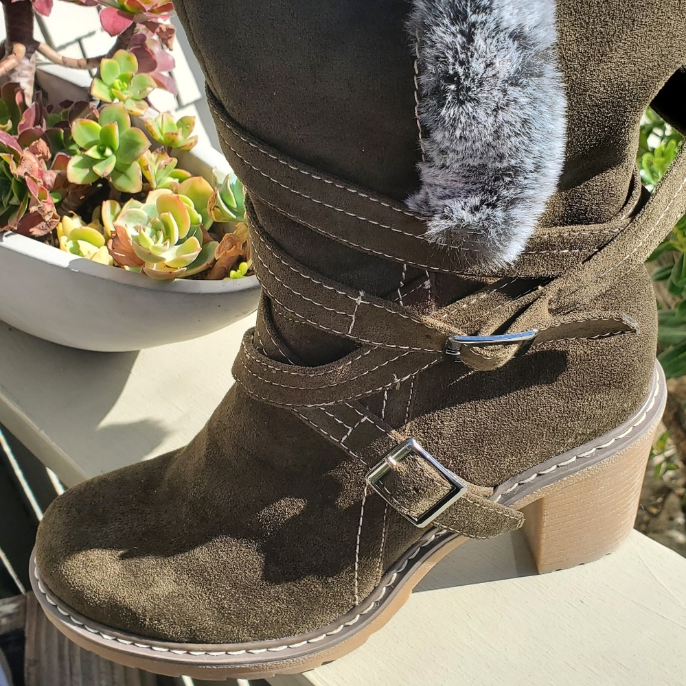 Corky's Olive Green Suade Ankle boots